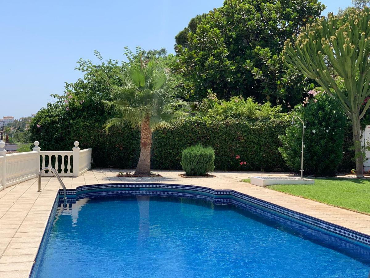 Apartamentai Torremolinos Bagian luar foto