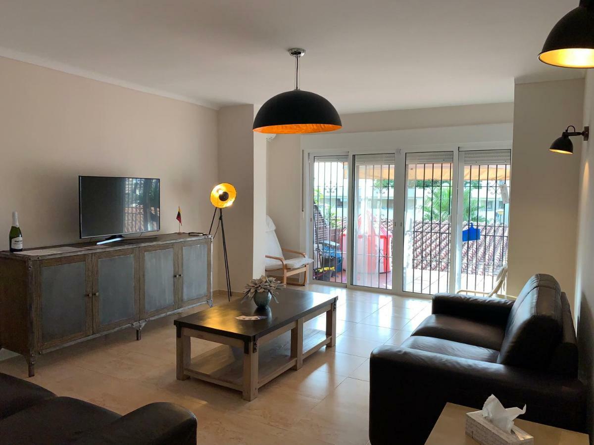 Apartamentai Torremolinos Bagian luar foto